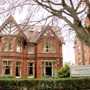 https://marmadukes-town-house-hotel-york.yorkshirehotels.net