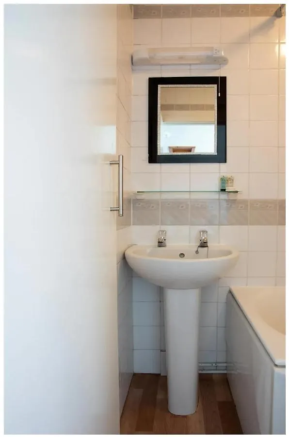 *** Hotel Oyo Knowesgate Inn, Northumberland National Park Kirkwhelpington United Kingdom