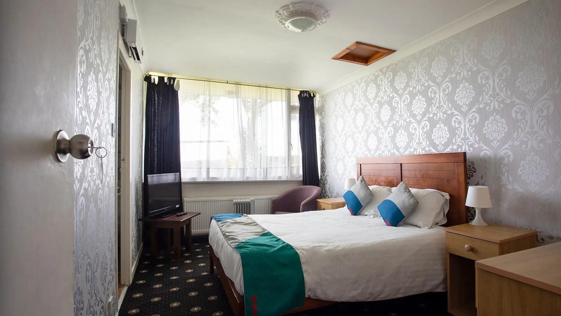 Hotel Oyo Knowesgate Inn, Northumberland National Park Kirkwhelpington
