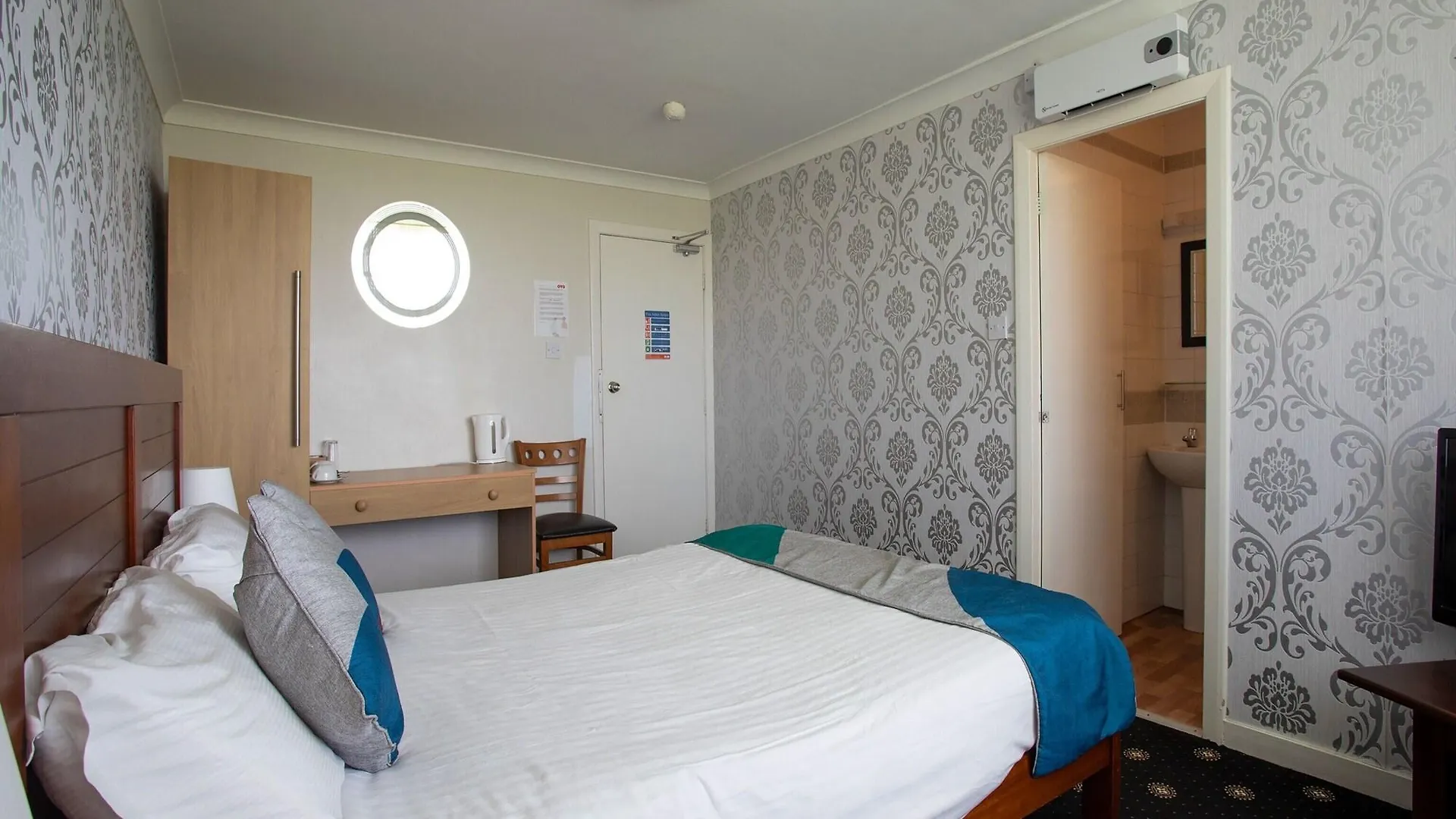 Oyo Knowesgate Inn, Northumberland National Park Kirkwhelpington